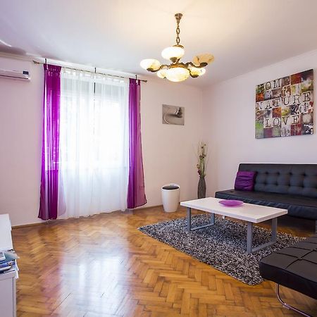 Apartments Cosy And Comfortably Рийека Стая снимка